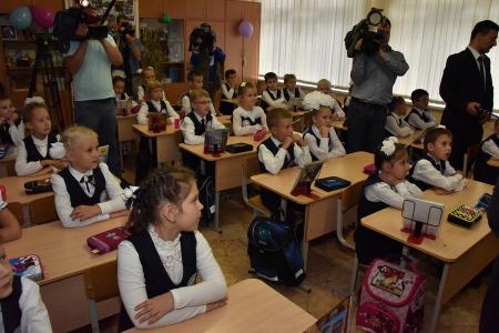 Г.А. Зюганов: «Главная задача школы – подготовить гражданина и патриота». В День знаний лидер КПРФ посетил московскую школу №760