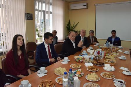 «Это подлинно по духу и характеру народное предприятие». Г.А. Зюганов встретился с трудовым коллективом Московского инструментального завода