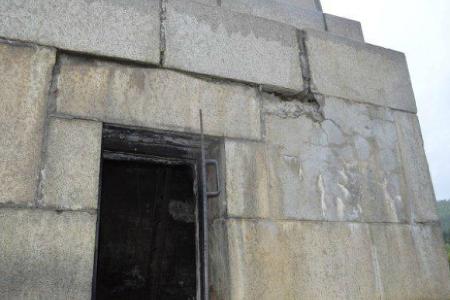 Депутат-коммунист Госдумы А.А. Андреев просит главу Минкульта найти средства на реставрацию памятника жертвам Ленского расстрела в Иркутской области