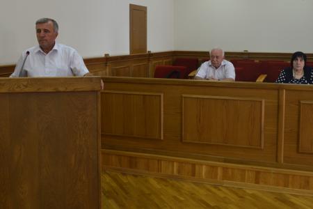 Республика Дагестан. В Махачкале состоялась встреча детей войны Встреча Движения «Дети войны» с кандидатом в депутаты в Государственную Думу Махмудом Махмудовым