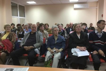 Первый секретарь Ивановского обкома КПРФ Владимир Клёнов принял участие в презентации сборника стихов Ивановских поэтов-патриотов "Россия боль моя"