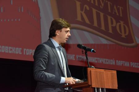 "Мы правы, мы сможем!". Г.А. Зюганов выступил на II Внеочередном съезде народных депутатов Москвы