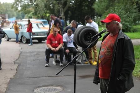 При поддержке КПРФ состоялся первый фестиваль советских автомобилей «Москва и «Москвичи» 