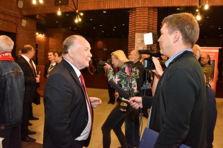 "Мы правы, мы сможем!". Г.А. Зюганов выступил на II Внеочередном съезде народных депутатов Москвы