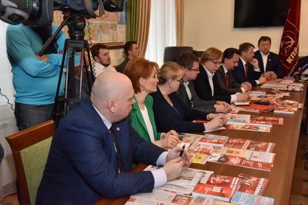 «Будем непреклонно проводить волю партии и народа!». Г.А. Зюганов провел заключительное заседание Центрального Штаба КПРФ по выборам