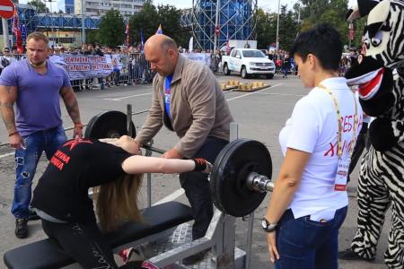 Новые рекорды "Железной девочки" из Спортклуба КПРФ