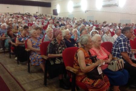 Краснодарский край. Деньги для решения социальных проблем в стране есть, заявили кандидаты в депутаты Госдумы от КПРФ на встрече в Белореченске