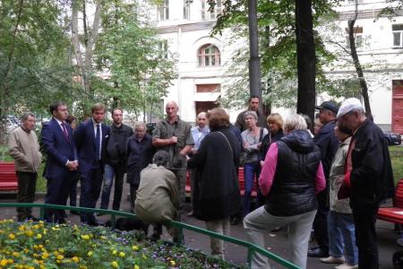 Юрий Афонин и Леонид Зюганов встретились с жителями района Сокол города Москвы