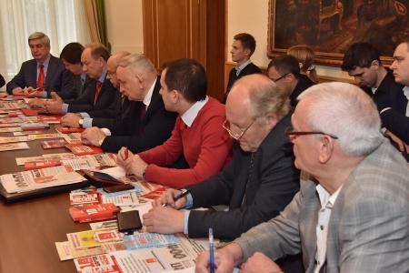«Будем непреклонно проводить волю партии и народа!». Г.А. Зюганов провел заключительное заседание Центрального Штаба КПРФ по выборам