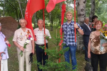 Приморский край. Коммунисты города Артема отметили 71-ю годовщину окончания Второй мировой войны
