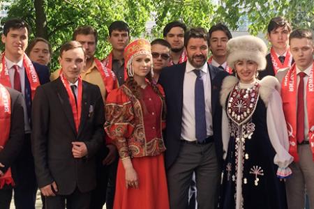Коммерсант.ru. Александр Ющенко: «Наш номер в бюллетенях 12. Остальные — всего лишь подпорка власти, откровенный фейк»