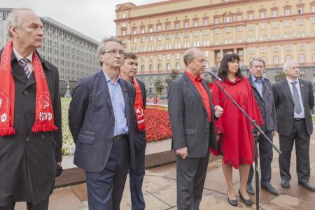 Москва. Феликс Дзержинский: «Жить – разве это не значит питать несокрушимую веру в победу?»