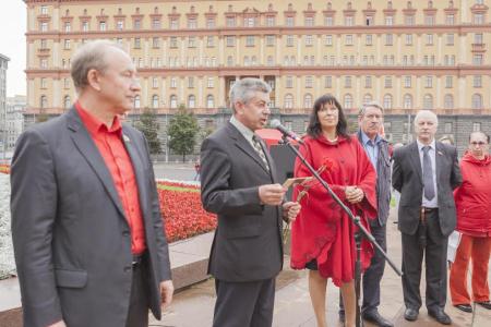 Москва. Феликс Дзержинский: «Жить – разве это не значит питать несокрушимую веру в победу?»