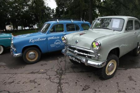 При поддержке КПРФ состоялся первый фестиваль советских автомобилей «Москва и «Москвичи» 