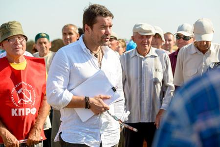 Коммерсант.ru. Александр Ющенко: «Наш номер в бюллетенях 12. Остальные — всего лишь подпорка власти, откровенный фейк»