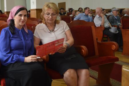 Республика Дагестан. В Махачкале состоялась встреча детей войны Встреча Движения «Дети войны» с кандидатом в депутаты в Государственную Думу Махмудом Махмудовым
