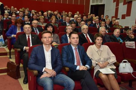 В Подмосковье завершил работу XII (октябрьский) совместный Пленум ЦК и ЦКРК КПРФ