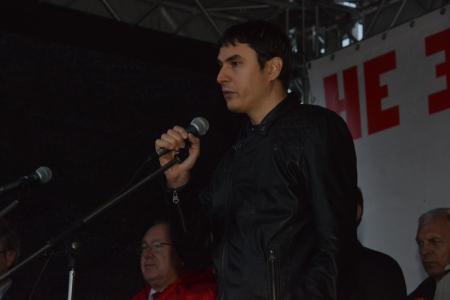 «Памяти советских патриотов верны!» В Москве прошли митинг и шествие, посвященные трагическим событиям сентября-октября 1993 года
