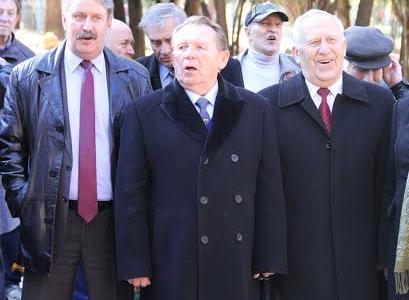 Комсомольцы Крыма отпраздновали 98-ю годовщину создания ВЛКСМ