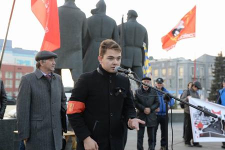 «Преступление без срока давности». Жители Новосибирска вспомнили расстрел Верховного Совета