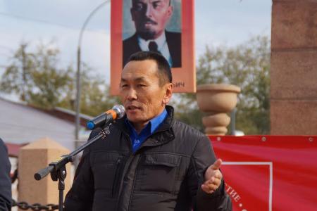 Коммунисты Бурятии почтили память защитников Советской власти