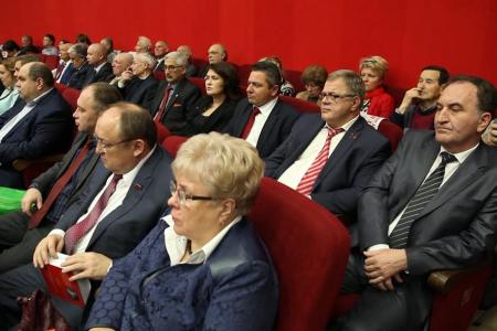 Вперед, к новым победам! Газета «Подмосковная правда» о XII совместном Пленуме ЦК и ЦКРК КПРФ