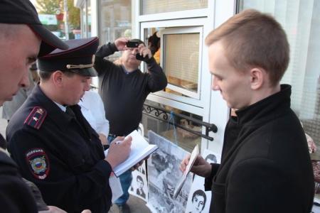 Полицейский произвол на памятном мероприятии КПРФ в Саратове