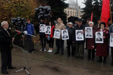 Преступление без срока давности.  Ярославцы почтили память защитников Белого дома в 1993 г.