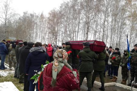 Подольские коммунисты-поисковики приняли участие в закрытии Вахты памяти 2016 