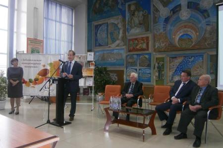 Забайкальский край. При поддержке депутата Владимира Позднякова издана книга «Забайкальцы за Хинганом»