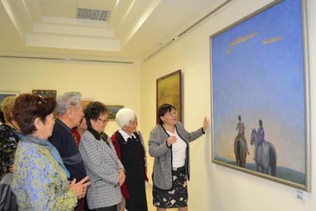Республика Калмыкия. На персональной выставке художника-коммуниста