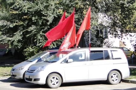 Коммунисты Благовещенска напомнили всему городу о расстреле Дома Советов