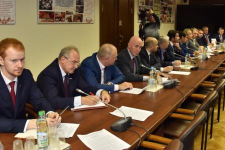 3 октября состоялось организационное заседание фракции КПРФ в Госдуме 7-го созыва