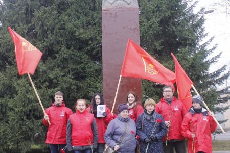 Ярославские комсомольцы и молодые коммунисты отпраздновали 98-ю годовщину создания ВЛКСМ