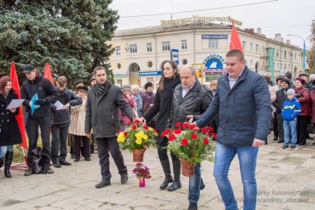 Волгоградская область. В городе Волжском отметили 98-ю годовщину создания ВЛКСМ