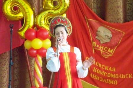 В Орле отпраздновали 98-летие Комсомола