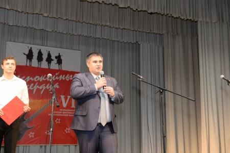 «Нам память, а молодым опора». Фестиваль «Беспокойные сердца» прошел в Новосибирске