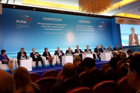 Лидер коммунистов Якутии Виктор Губарев выступил с докладом на конференции Арктического совета в Москве