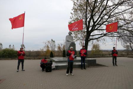 Тамбовские коммунисты отметили 98-й день рождения Ленинского комсомола