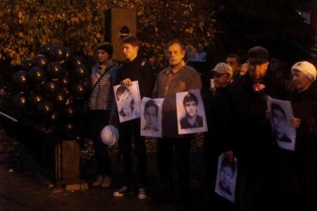 Преступление без срока давности.  Ярославцы почтили память защитников Белого дома в 1993 г.