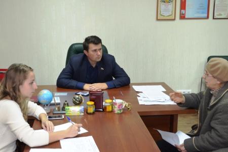 О.А. Лебедев провел прием избирателей в Тульской области