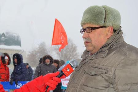 Барнаульские коммунисты поддержали требования пикета проектировщиков