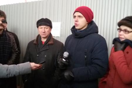 Варварство на Варварке: КПРФ и Архнадзор разбираются, кто сносит историческое здание в центре Москвы