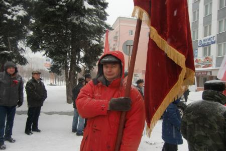 Демонстрация и митинг, посвящённые 99-й годовщине Великого Октября, состоялись в Иваново