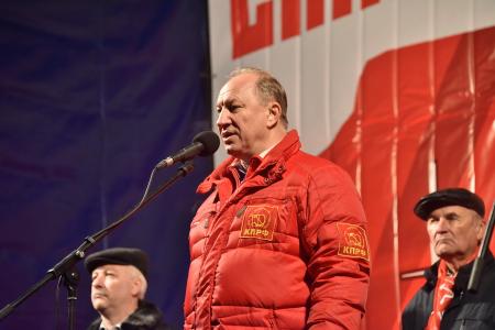 «Новый Октябрь впереди!». Шествие и митинг в Москве