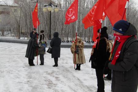Ямало-Ненецкий АО. В Салехарде состоялся митинг, посвященный 99-ой годовщине Революции