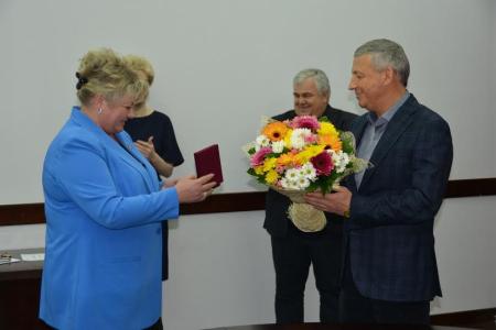 Первый Секретарь Северо-Осетинского рескома КПРФ Елена Князева награждена высшей государственной наградой республики – медалью «Во Славу Осетии» 