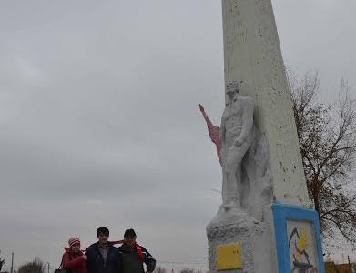 Астраханские коммунисты почтили память борцов за советскую власть