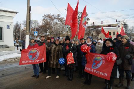 Кировские коммунисты отметили 99-ю годовщину Великого Октября
