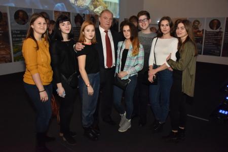 Г.А. Зюганов посетил выставку «Россия – Моя история» (1945 – 2016), проходящую в Московском Манеже
